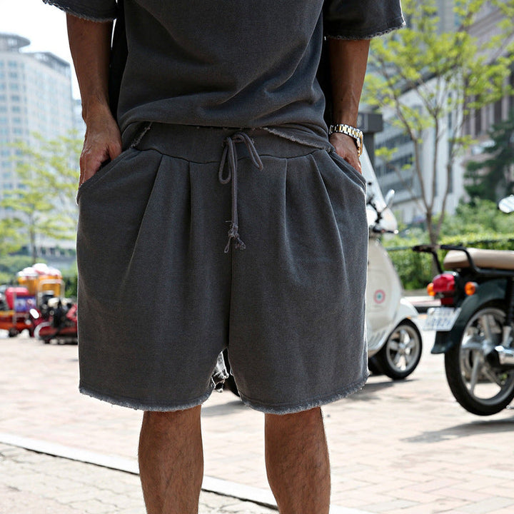 Jeremiah - Men's fit t-shirt and shorts