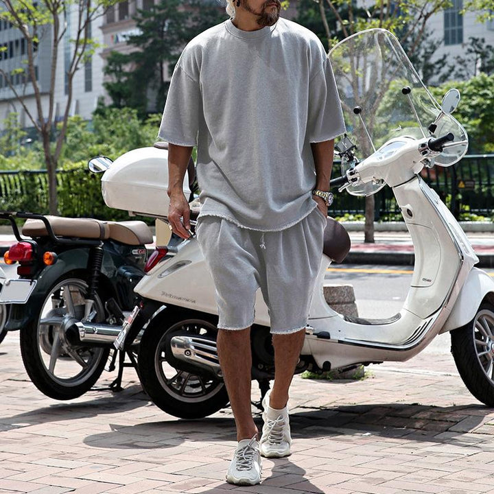 Jeremiah - Men's fit t-shirt and shorts
